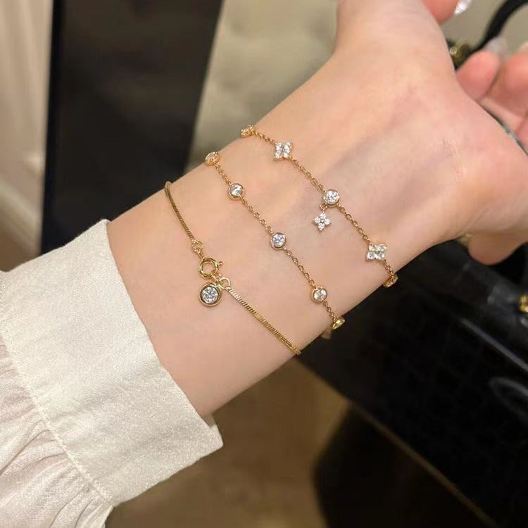 S925 Sterling Silver Bubble Diamond Snake Bracelet - A sophisticated and elegant jewelry bracelet with a unique design.