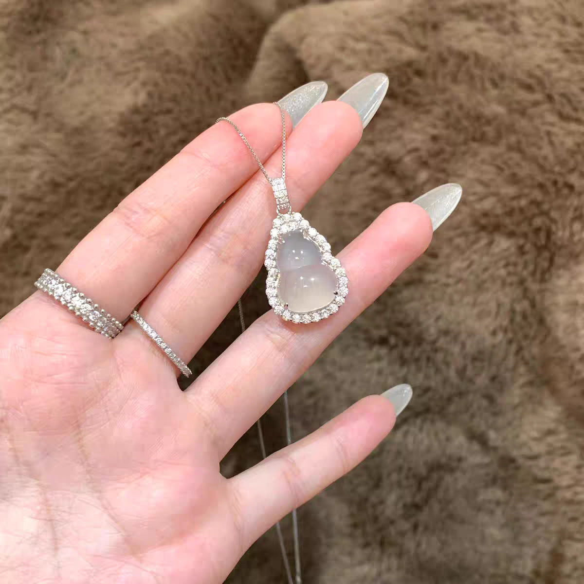 S925 Sterling Silver Jadeite Gourd Necklace Pendant with Charm and Auspicious Design, Clavicle Chain/Necklace with Elegant Style